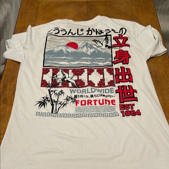 White Short Sleeve Tee with Colorful Graphic Design - Picture 4 of 6